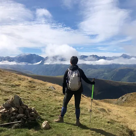 Ty Ker Pyrenees Holiday home *